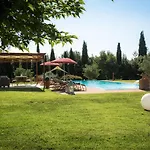 Villa Lestra *